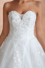Load image into Gallery viewer, Floral Appliques Lace Sweetheart Wedding Gowns with Train - promboutiqueonline