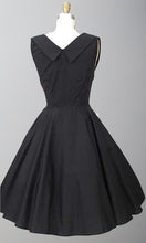 Load image into Gallery viewer, 1950s Style Shelf Bust Short Bridesmaid Dresses Retro Little Black Dresses P376 - promboutiqueonline