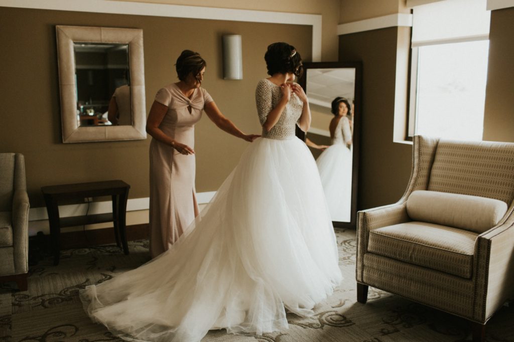 Dress Style Tips for Tall Mothers of the Bride and Groom