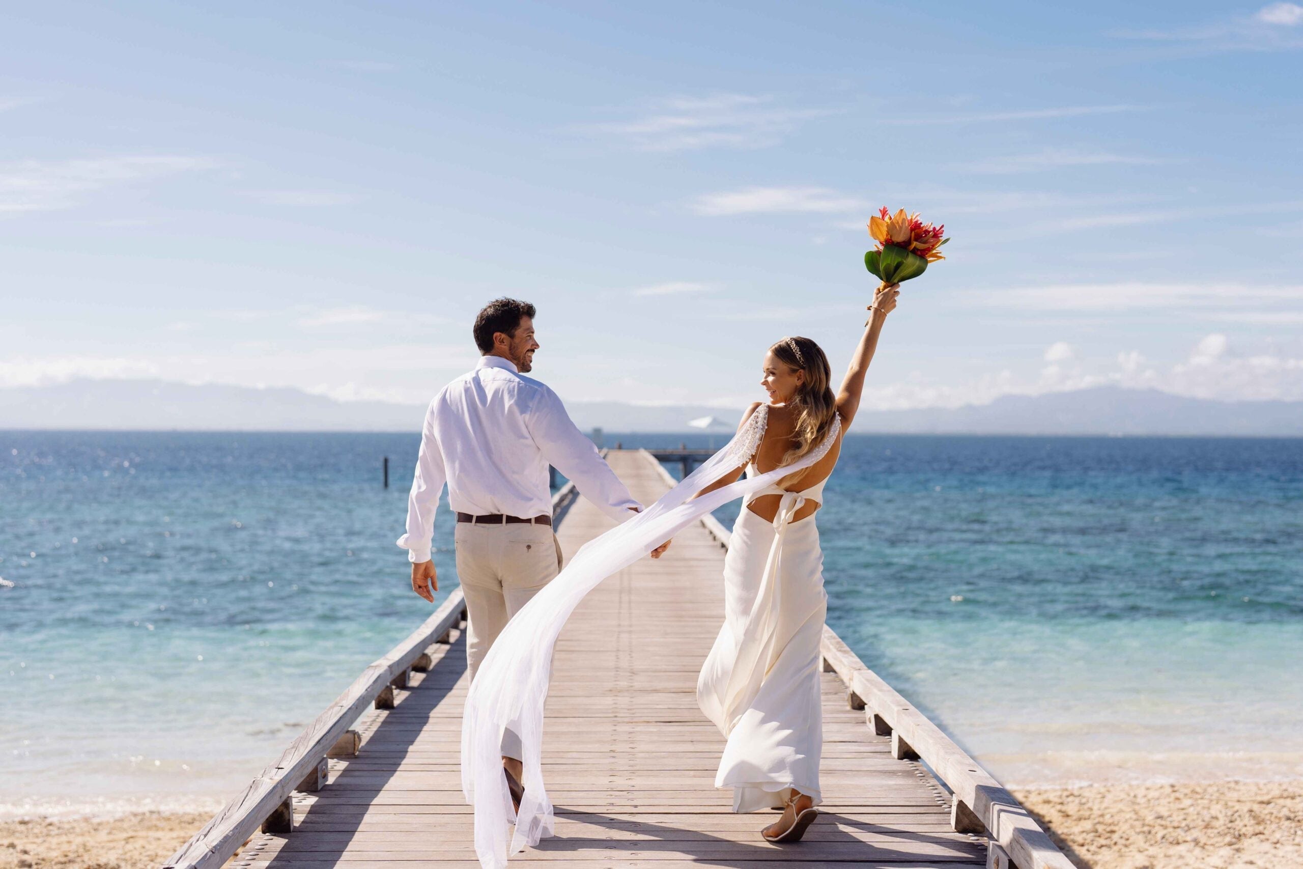 How to Choose a Wedding Dress That Matches Your Wedding Theme and Venue