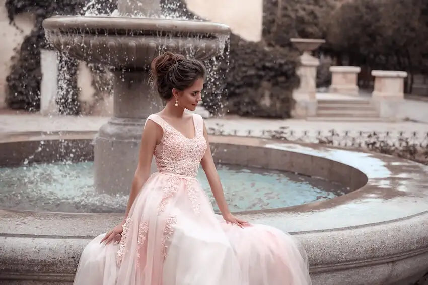 Modern Wedding Dress Color Trends 2026: The Rise of Blush, Champagne & Cool-Toned Bridal Gowns