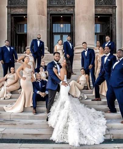 What Color Goes With Navy for a Wedding? (Complete Palette Guide)