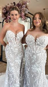 The Comprehensive Wedding Dress Neckline Guide by Bust Size