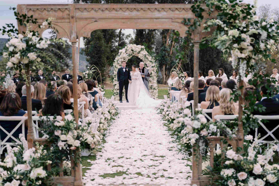 11 Altermative Wedding Roles of Special Friends and Families