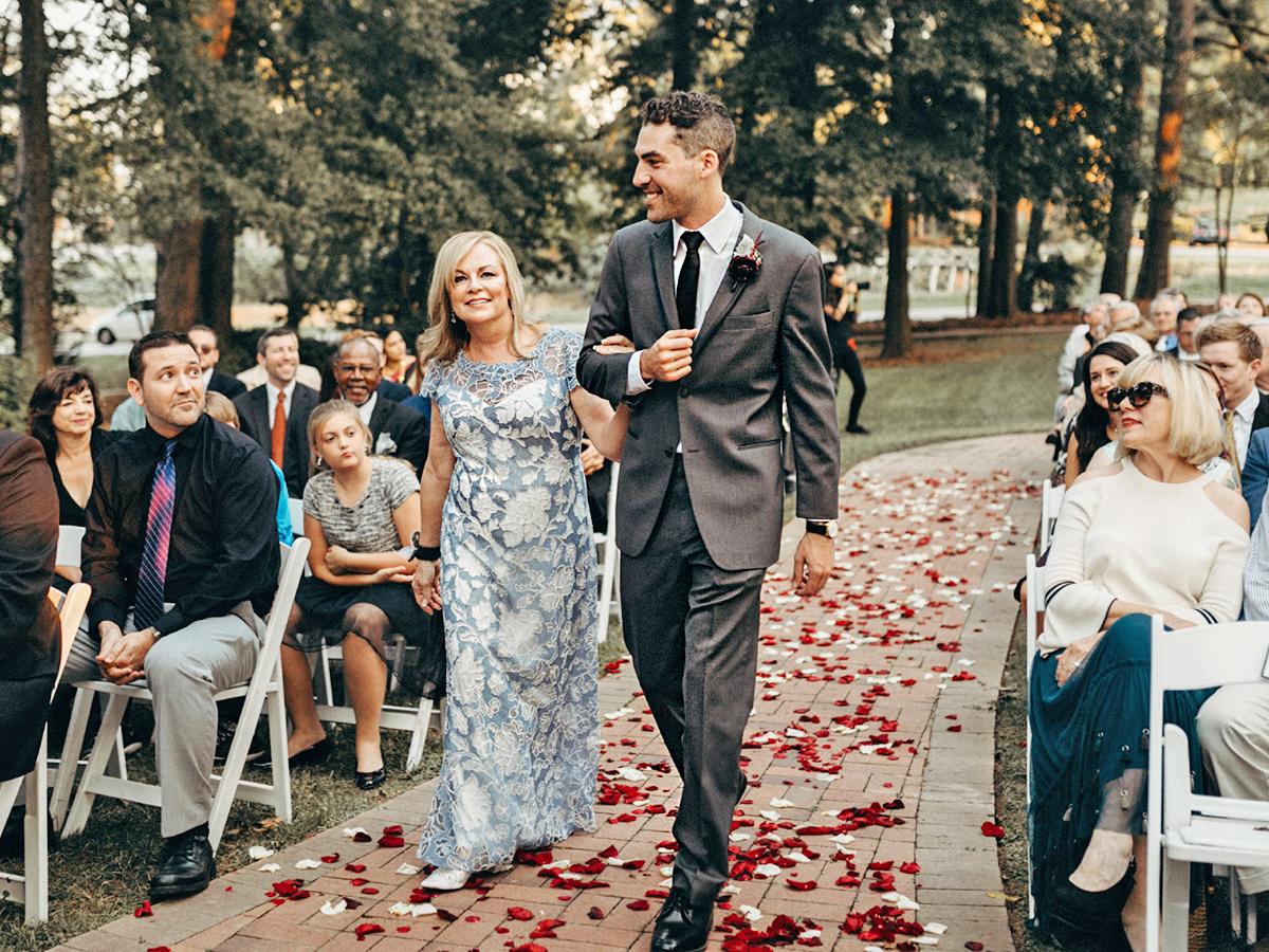 Never Say These To the Bride As Mother of the Groom