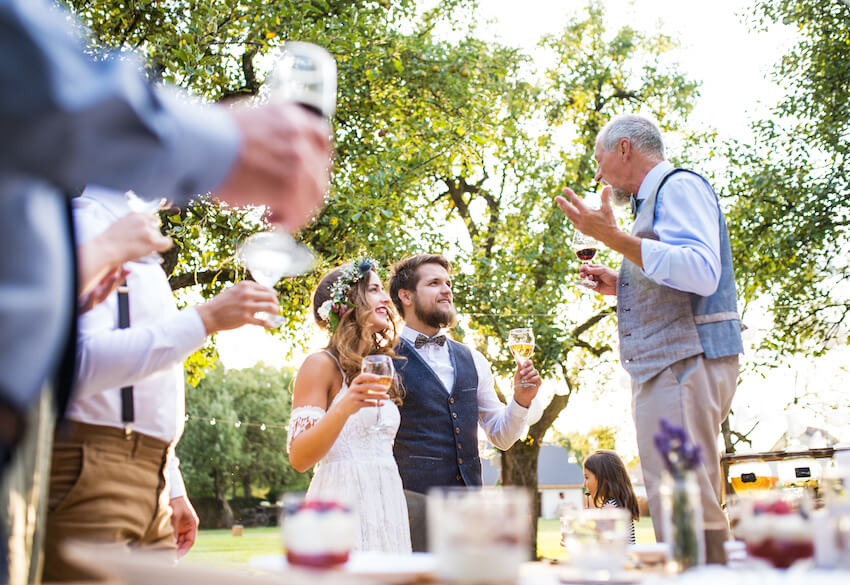 How to Finalize Your Wedding Guest List: 8 Rules to Follow