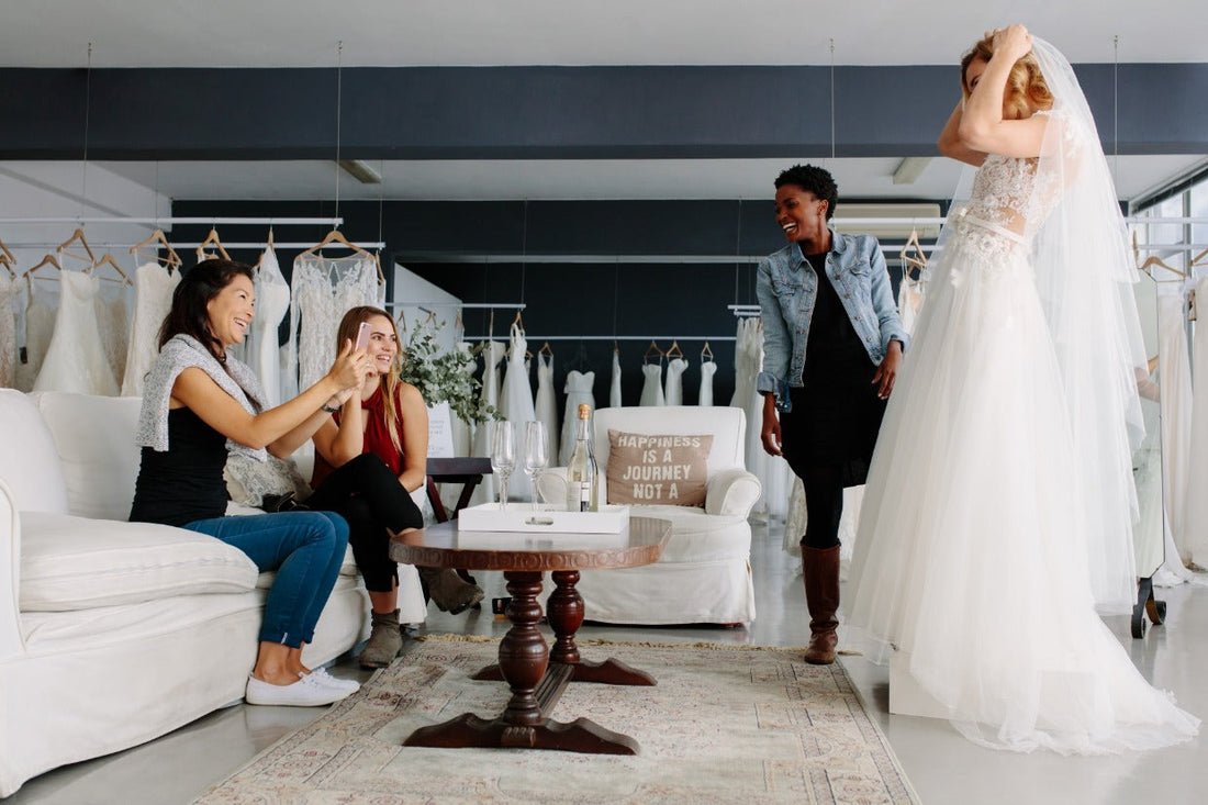 What to Bring to Your First Wedding Dress Appointment (Besides the Dress Budget)