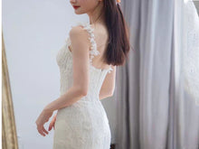 Load image into Gallery viewer, French Style Sheath Lace Fishtail Bridal Wear Wedding Dresses with Straps