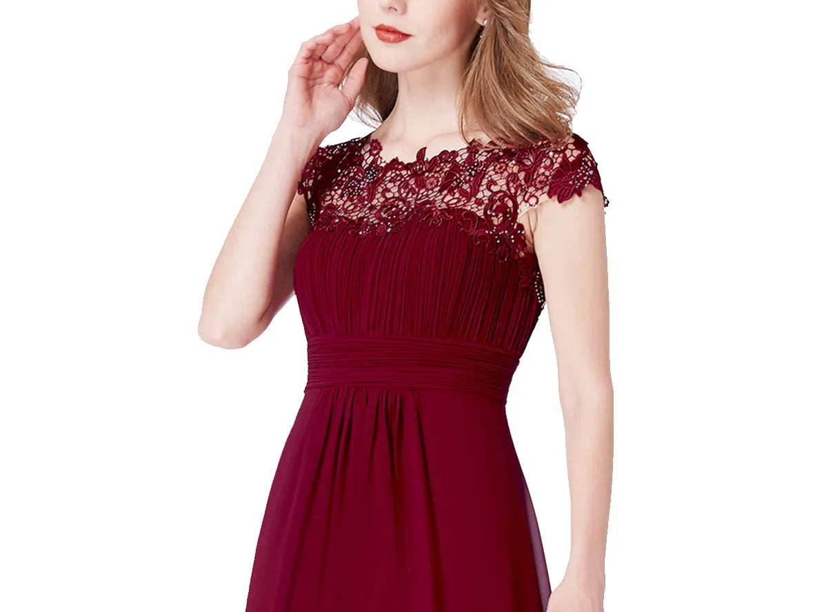 Emerald Green Bridesmaid Dresses with Pleated Design and Lace Cap Sleeves