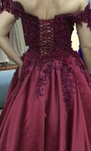 Load image into Gallery viewer, Cold Shoulder Long Applique Lace UP Corset Ball Gowns Princess Prom Dresses P530