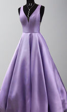 Load image into Gallery viewer, Purple V-neck Princess Prom Dresses with Tank Straps P565