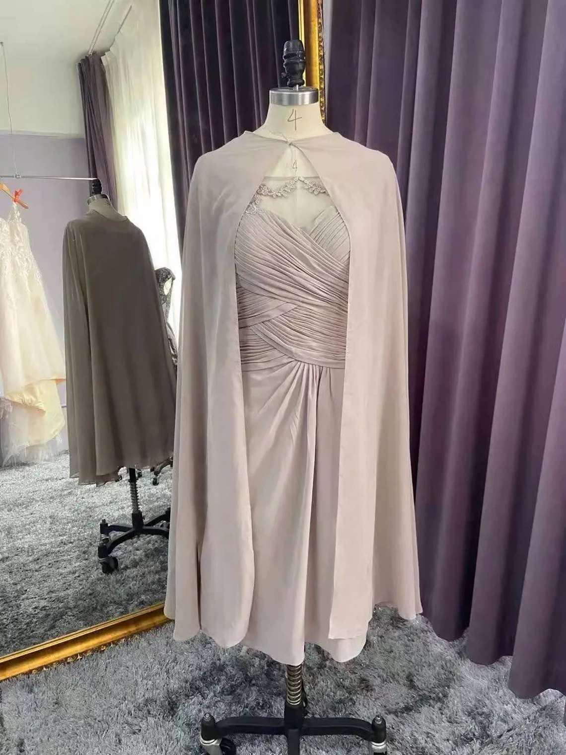2PCS Shawl Sheath Short Mother of the Bride Dresses Appliqued Lace Pleated Gown with Cape - promboutiqueonline