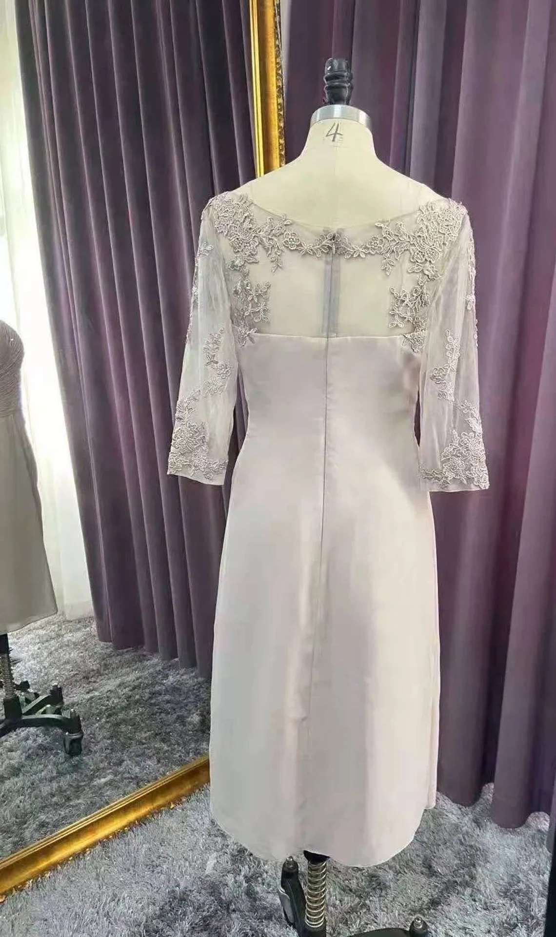 2PCS Shawl Sheath Short Mother of the Bride Dresses Appliqued Lace Pleated Gown with Cape - promboutiqueonline
